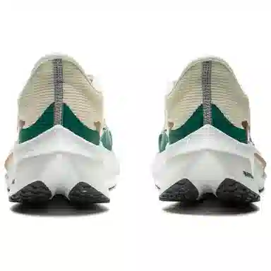 Li-Ning Feidian 4 Challenger