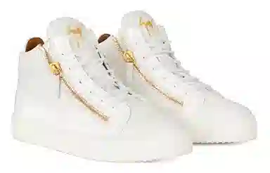 giuseppe zanottiGZ Kriss