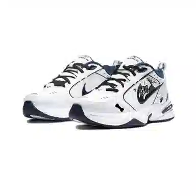 Nike Air Monarch 4