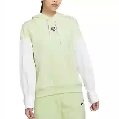 Nike Sportswear Icon Clash Logo