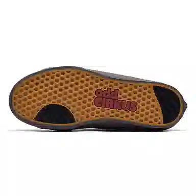 oddCIRKUS Astley Pro