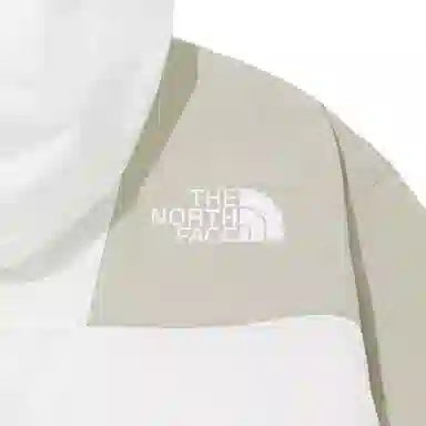 THE NORTH FACE New Mountain Anorak White