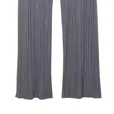 PLEATS PLEASE ISSEY MIYAKE
