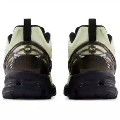 New Balance 1906R Beige