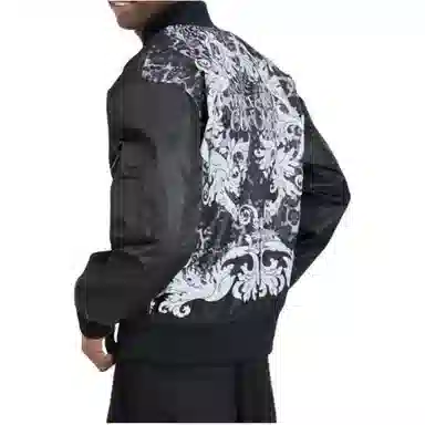 VERSACE JEANS COUTURE Logo