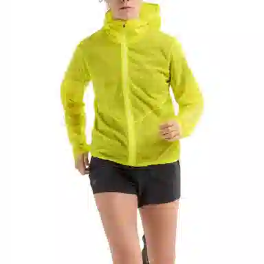 Arcteryx Norvan windshell logo
