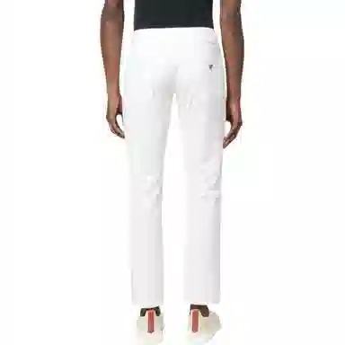 EMPORIO ARMANI SS22 Logo