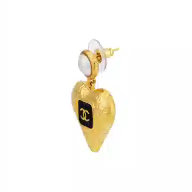 CHANEL Heart Pendant Pearl Earrings Gold