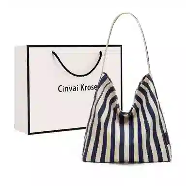 CinvaiKrose Tote
