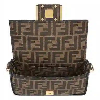 Fendi Baguette