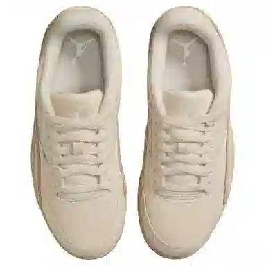 Jordan Flight Court Light Legend Brown