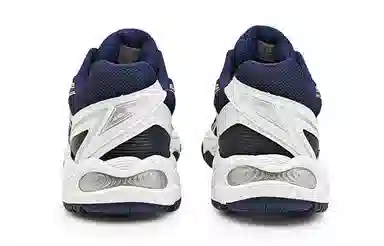 Asics EIGHT