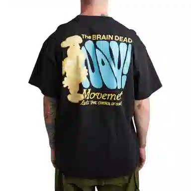 Brain Dead FW23 THE NOW MOVEMENT T-SHIRT - BLACK T