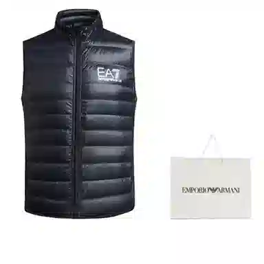 EMPORIO ARMANI EA7 Logo