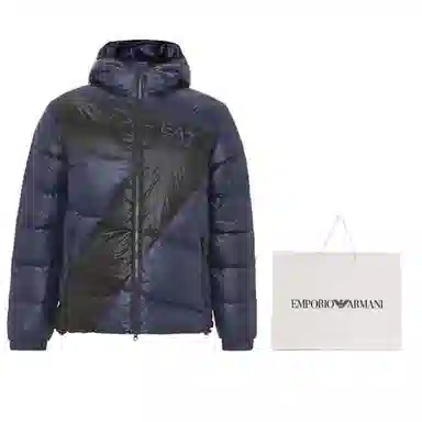 EMPORIO ARMANI EA7 FW22 Logo
