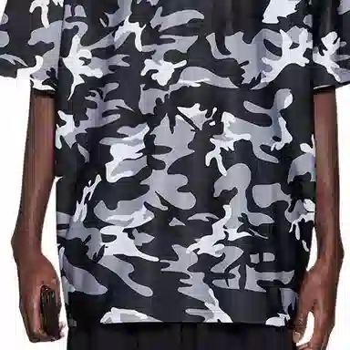 Balenciaga T