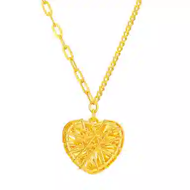 中国珠宝 爱心锁骨链  浪漫爱心 心心相印恋爱 轻奢高级感  璀璨爱心 时尚精致 浪漫怦然心动 足金 按克计价 黄金项链 女款