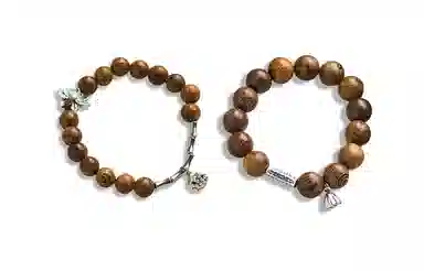 金瑞邦 新中式国潮 简单百搭 显白 莲花 国风 复古 小众设计 高级感 招财进宝 转运来福 鸡翅木 手串 男女同款情侣款