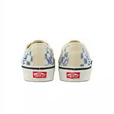 Vans Authentic