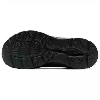 特步 时尚舒适防滑包裹性轻便 低帮 休闲跑步鞋 男款 黑灰