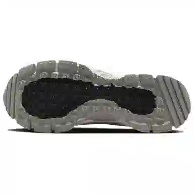 Nike Zoom Vomero 5 Grey White