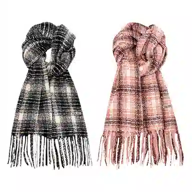 雅鹿 秋冬季超显白彩虹豆保暖加厚显白流苏披肩户外防寒护颈韩系氛围感学院风学生毛绒围脖 聚酯纤维 绒线围巾 男女同款情侣款 礼盒装