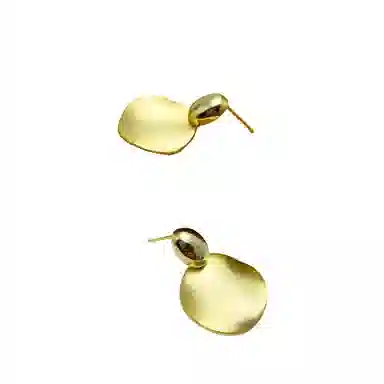 925