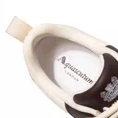 AQUASCUTUM