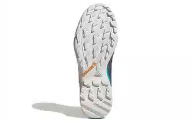 adidas Terrex AX3