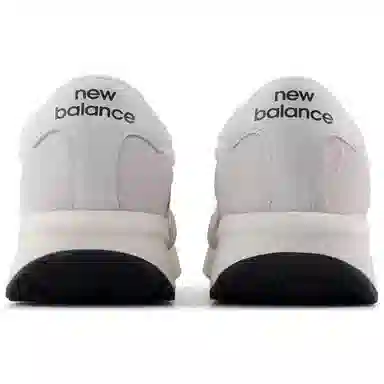 niko and .. x New Balance 370