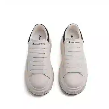 AQUASCUTUM