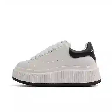 AQUASCUTUM