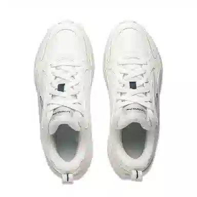 LiNing Defender