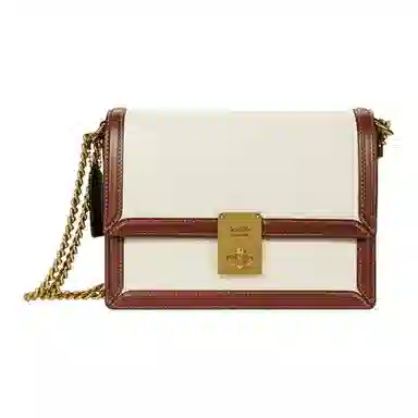 COACH Hutton 22 Logo