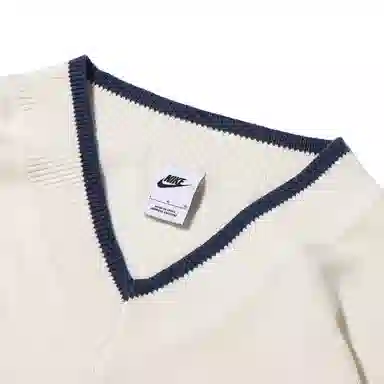 Nike Sweater