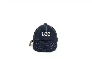Lee