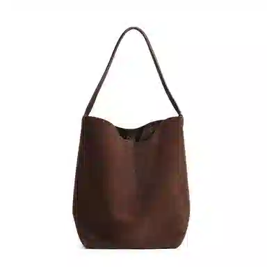 VANDEE Bucket Bag