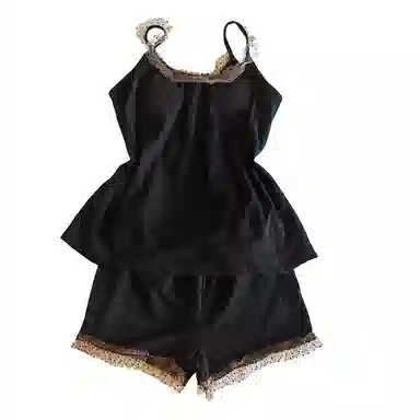 莫代尔 休闲亲肤素色时尚带胸垫防凸点吊带衫短裤可外穿睡衣套装 女款 黑色