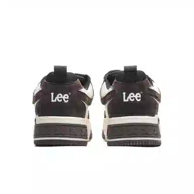 Lee