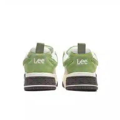 Lee