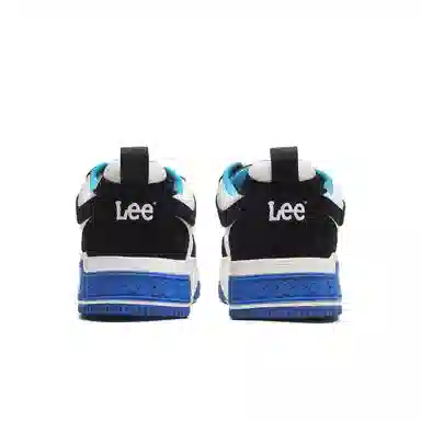 Lee