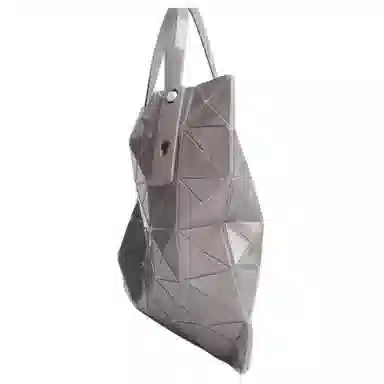 ISSEY MIYAKE Lucent Gloss Light Grey