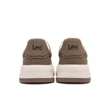 Lee