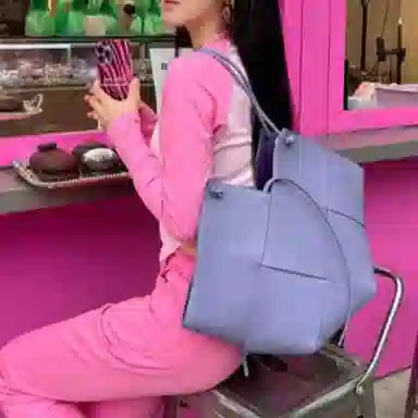 BOB ORE BLUE COLLECTION Tote