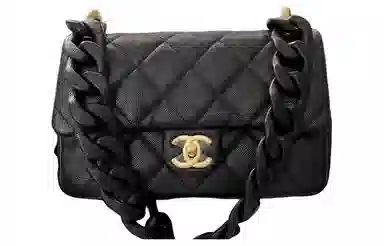 CHANEL Flap
