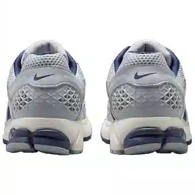 Nike Air Zoom Vomero 5 "Yankees"