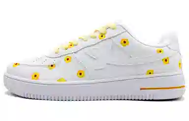 【定制球鞋】特步 空军一号 小黄花 喷涂手绘 简约舒适 潮流百搭 防滑耐磨 低帮 板鞋 男女同款 白黄色