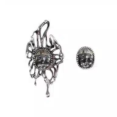 QUANDO Black Butterfly Asymmetric Earrings