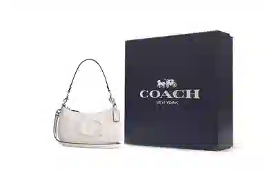 COACH Teri 24