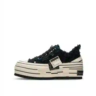 xVESSEL Low Canvas Sneakers Black Cream